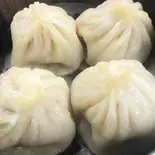 ショウロンポウ（龍 刀削麺）
