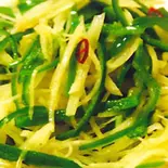 ジャガイモとピーマンの細切り炒め/Potato with green pepper(中華料理 龍門)
