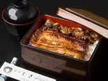 うな重ハーフ+肝焼き(肝吸い、お新香つき)【menu限定】(麻布しき 本店)