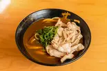特肉カレーうどん(自家製さぬきうどんと肉 甚三 神田店)