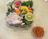 ケールチキンサラダ（Any AZABU JUICERY）
