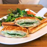 チーズポテトホットサンド（京島バルOasis）
