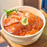 ミニサーモンいくら丼（大衆海鮮居酒屋 おっ魚）