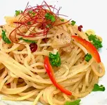 ペペロンチーノハーブオイル仕立て(大盛り無料)（湊川イタリアン ソラレ）
