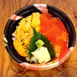ウニとイクラの2色丼(海鮮&うなぎのはまちゃん)