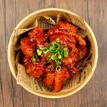 おひとり様激辛ヤンニョムチキン 매운 양념 컵치킨 Spicy yangnyeom chicken cup size（マンギョン食堂 0704）