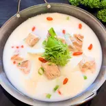 山芋とスペアリブの鍋【山薬排骨鍋】(中国東北家郷料理永利 豊洲駅前店(1号店))