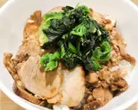 ほうれん草豚丼（つけ麺大戦争 弘明寺店）