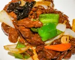 牛肉の黒胡椒炒め（鶏闘士·三九厨房）