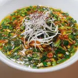 にらそば汁あり（ヌードルボールマゼ NOODLE BOWL MAZE）
