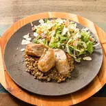 ソーセージ&レンズ豆の煮込み(田川食堂 黄ごん焼き あにおん)