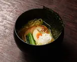 牛牛ラーメン（牛牛 西麻布 総本店）