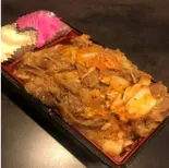 キムチと合うのは豚だけじゃない！牛キムチ弁当（炭火焼き鳥 蝶々結び）