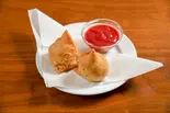 ベジタブルサモサ 2P/Vegetable Samosa 2P（Royal Indian Dining）