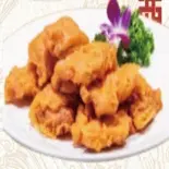 紅麹揚げハモ 红糟炸鰻魚（台湾料理 金彩）