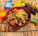 やみつき台湾豚丼玉子のせ(おばんざいときしめん鯱)