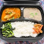 ダールバットセット  (Dal Bhat Set)ベジタブル（マックセ ダイニング＆バー）