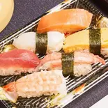 祝(いわい)6貫 お子様にぎり(わさび抜き)（音色すし 世田谷店）