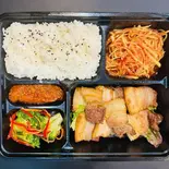 サムギョプサル弁当/Samgyeopsal BENTO（ロイヤルキンパ 練馬）