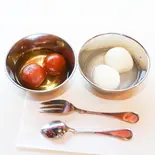 グラブジャムン2個入り/ラシュグッラ2個入り Rasgula2Pcs/Gulab Jamun 2Pcs(アジアンカレーハウス)