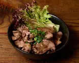 牛タン切り落とし＆薄切り丼（厚切り牛タン食べ放題朧まつ塚本店）