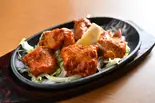 タンドリチキン 2P (Tandoori Chicken 2P)（ラミちゃんの台所水道橋店）