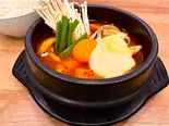 モッツアレラチーズ純豆腐/Mozzarella cheese sundubu（HANKIコリアンダイニング）