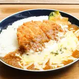【WEB限定】チーズチキンカツカレー（本格咖喱バル＆ナンピッツァ マンダリン Mandarin）