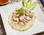 カオマンガイ(茹で鶏味付けご飯) Khao Man Gai (Steamed Chicken Rice)（バンハオ本店【タイ国認定レストラン「タイ・セレクト」】本格タイ料理）