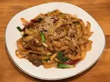干煸炒面/牛肉炒め刀削面(天山見・西北本場料理店・刀削麺(HalalaFood))