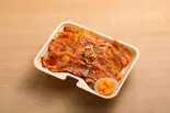 北海道産 特盛ピリ辛豚丼弁当 バラ(帯広豚丼 十勝晴れ 一番町店)
