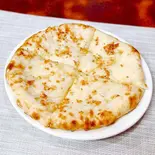 ガーリックチーズナン/Garlic Cheese Nan(ガネーシャ 薬円台店)