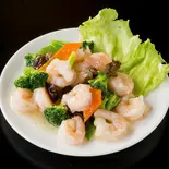 プリプリエビ炒め（上海亭 梅島店）