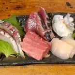 お造り5種盛り合わせ（キッチンバーVERRY）