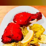 タンドーリ スパイシーチキン/ Tandoori spicy chicken(Full pic)（dilli place）