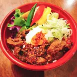 牛すじ丼（CAFEDINING＆STEAK GODTENDER高畑店）