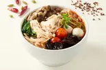 鶏きのこ麻辣湯 Chicken ＆ Mushroom Malatang（【極太春雨＆薬膳スープ】玉香麻辣湯(ユイシャン) 三田店）