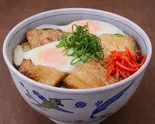ラフテーエッグ丼（九州沖縄三昧 なんくるないさー 獨協大学前店）