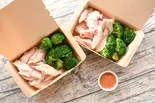 【たんぱく質101.1g】和風ゆで鶏くん(鶏胸肉)600g 【Protein 101.1g】 Wafu Chicken-Kun 600g（鶏胸肉とブロッコリー チキンブラザーズ 新宿店 Chicken Brothers Shinjuku）
