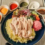 本格ターメリックライス使用!ジューシーチキンオーバーライス(低温調理のむね肉150g)(【糖質制限・高たんぱく】ヘルシーチキンオーバーライス TOKYO CHIKEN LIFE 東京チキンライフ)