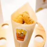 ④ポムピン（フライドポテト専門店Sun RAITO）
