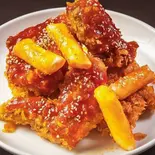 辛辛チキン(ハーフ) Spicy Chicken (Half)(ヤンニョムチキン&チーズキンパ梨泰院トンバンキンパ博多店)