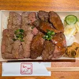 牛たん牛はらみコンボ弁当（牛たん定食めぐろ）