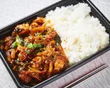 イカ丼 오징어볶음덮밥 Spicy Stir-fried Squid Rice Bowl（チキンなら）