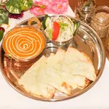 大人気なチーズナンセット chease nan set(インドネパール料理ROYAL EVEREST CAFE&BAR)