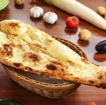 ガーリックナン Garlic Naan（ヒマールキッチン イオン新吉田店）