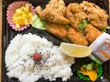 カキフライ、から揚げ弁当(じゅん天)