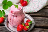 Strawberry Lassi (ストロベリーラッシー)（ガネーシャ・ガル 代沢店）