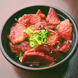 焼肉カルビ＆ハラミ丼（焼肉 ゆめや）