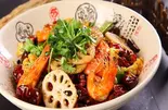 【干锅人気No.1】麻辣什锦香锅 盛り合わせの汁なし火鍋（ビャンビャン麺 朋友）
